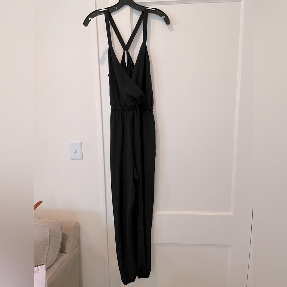 SUPER COMFORTABLE & VERSATILE JUMPSUIT
